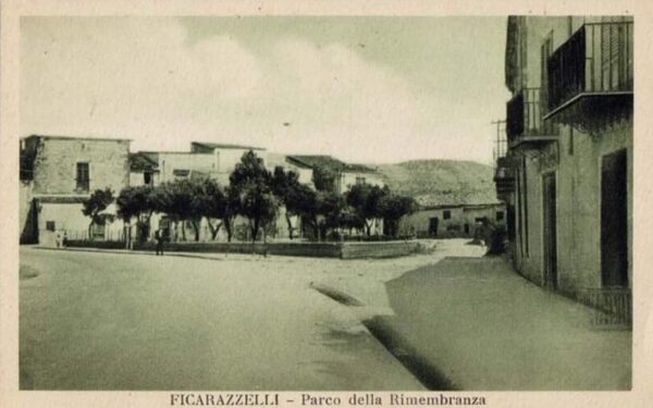 Ficarazzi: Villa dei Caduti, già della Rimembranza